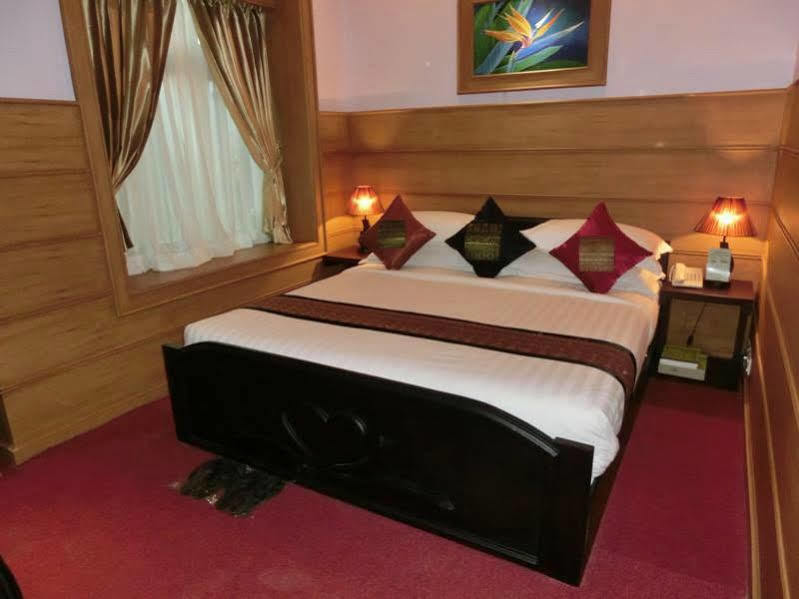 Shwe Kyun Hotel Таунджи Екстер'єр фото